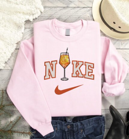 Aperolis – siuvinėtas džemperis