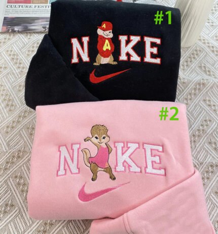 Alvinas ir burundukai – siuvinėtas džemperis